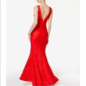 Betsy & Adam V Neck Lace Mermaid Gown Red Size 6
